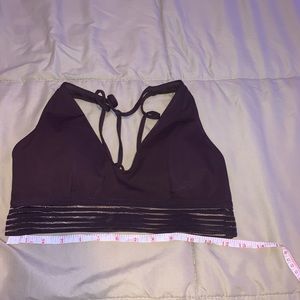 Lululemon sports bra